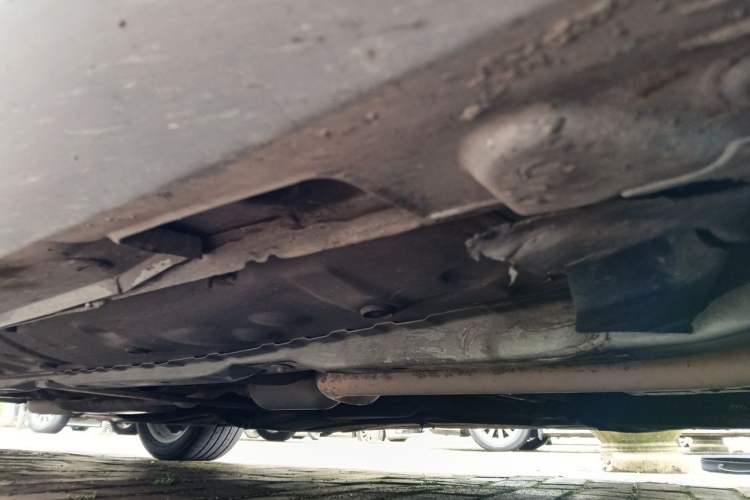 Used Mercedes-Benz E-Class 2014 E 260 L Sport Edition Chassis Front Right