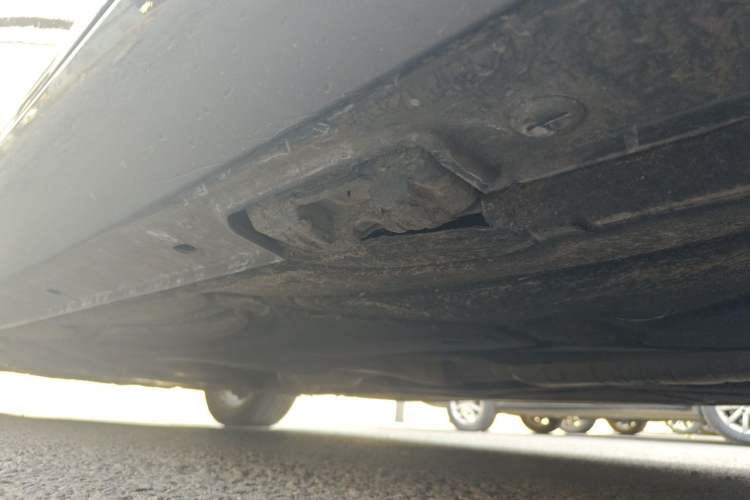 Used Mercedes-Benz E-Class 2014 E 260 L Sport Edition Chassis Rear Left