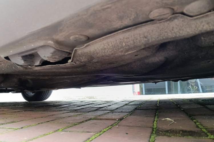 Used Mercedes-Benz E-Class 2014 E 260 L Sport Edition Chassis Rear Left