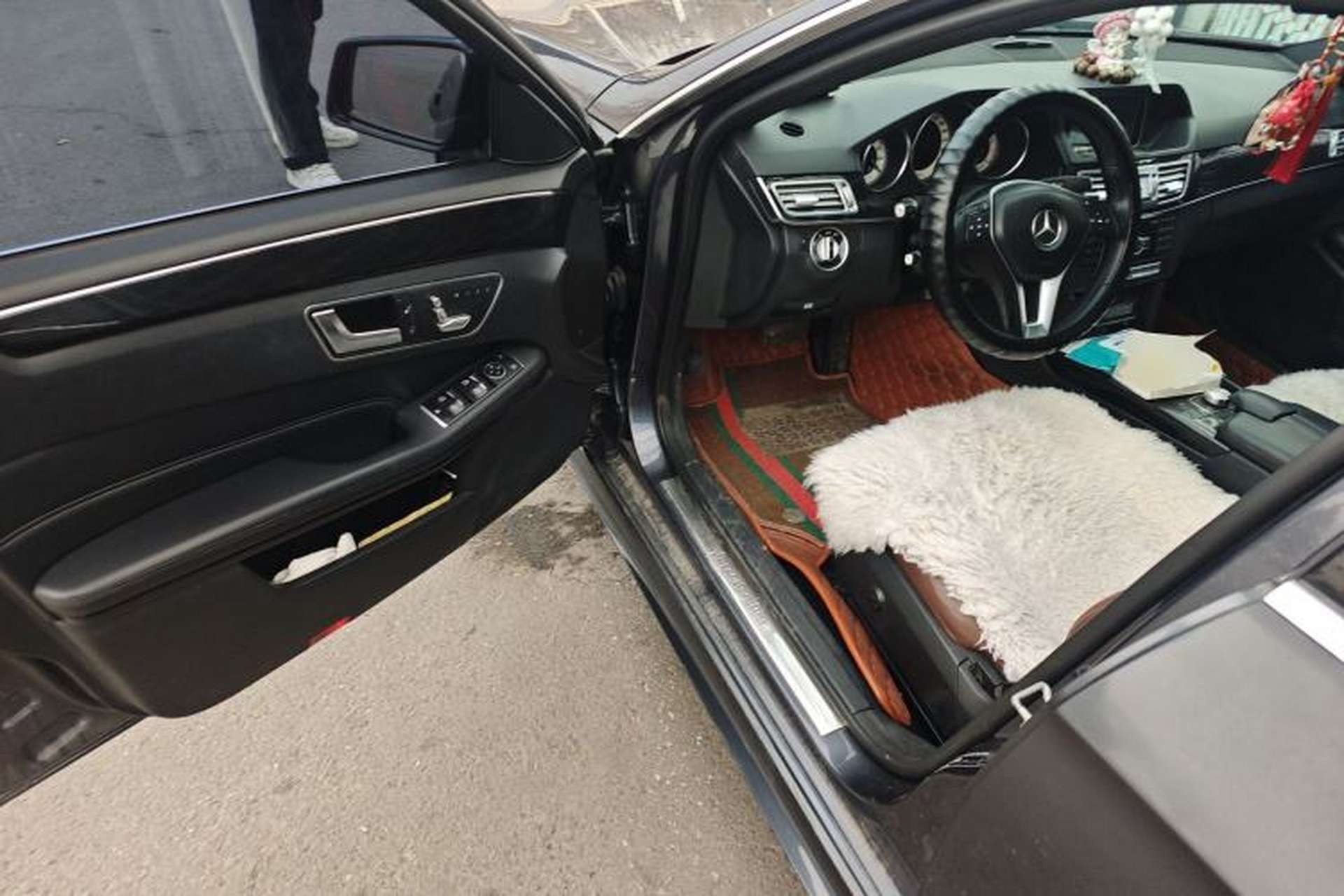 Used Mercedes-Benz E-Class 2014 Restyled E 260 L Sport Edition Driver Seat