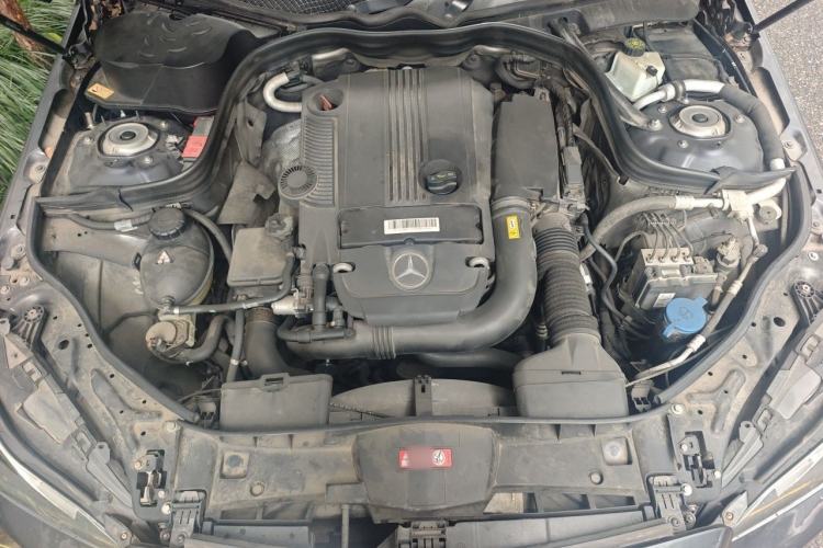 Used Mercedes-Benz E-Class 2014 E 260 L Sport Edition Engine Bay