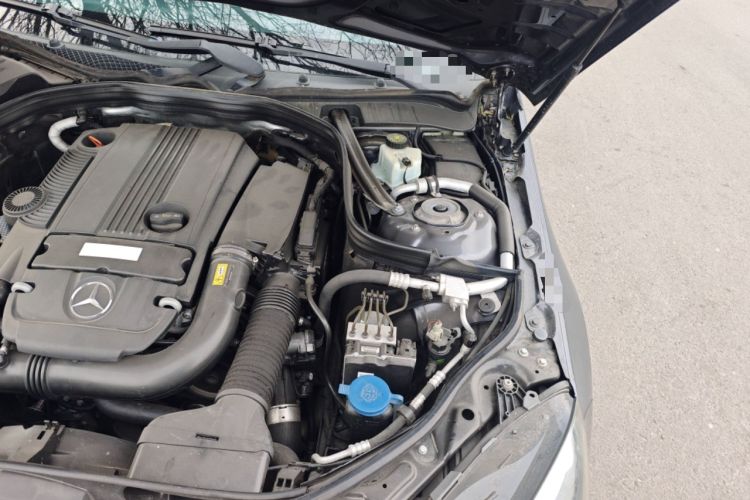 Used Mercedes-Benz E-Class 2014 Restyled E 260 L Sport Edition Engine Bay Left