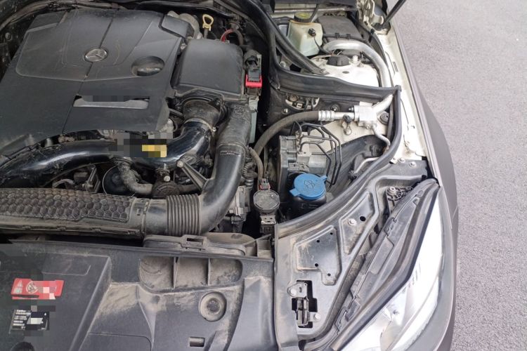 Used Mercedes-Benz E-Class 2014 E 200 Coupe Engine Bay Left
