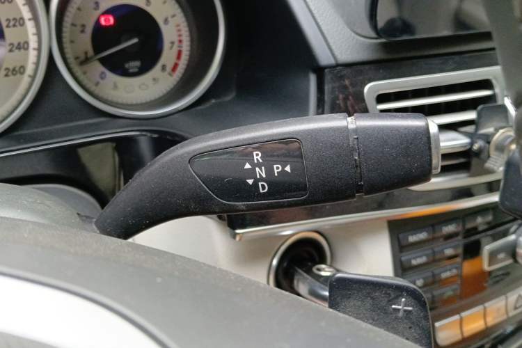 Used Mercedes-Benz E-Class 2014 E 260 L Sport Edition Gear Lever