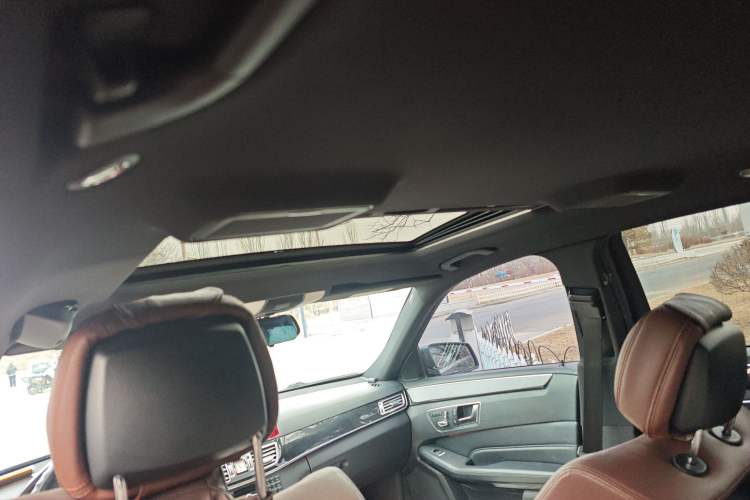 Used Mercedes-Benz E-Class 2014 Restyled E 260 L Sport Edition Headliner