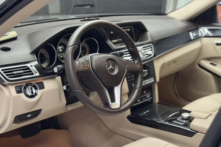Used Mercedes-Benz E-Class 2014 Restyled E 260 L Sport Edition Interior 1