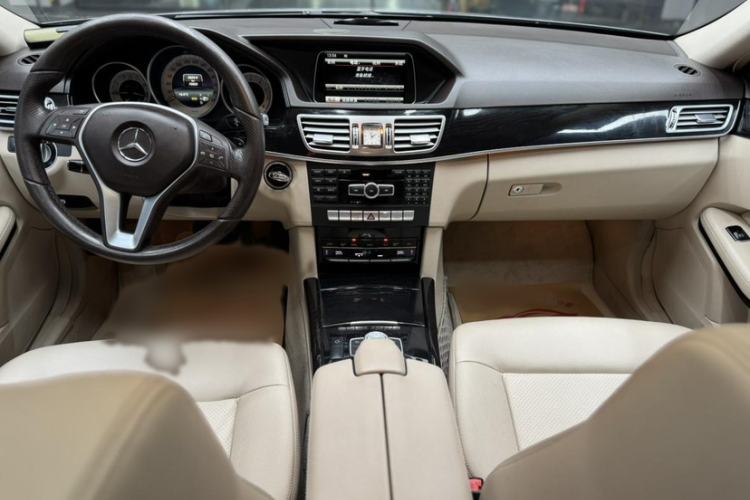 Used Mercedes-Benz E-Class 2014 Restyled E 260 L Sport Edition Interior 2