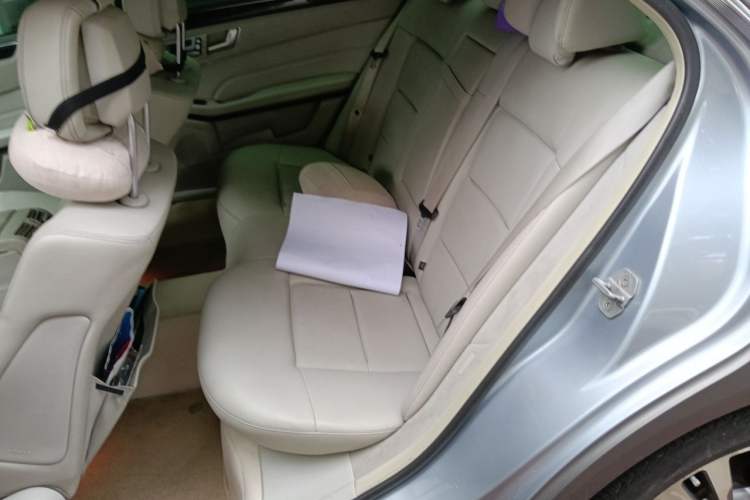 Used Mercedes-Benz E-Class 2014 E 260 L Sport Edition Left Rear Seat