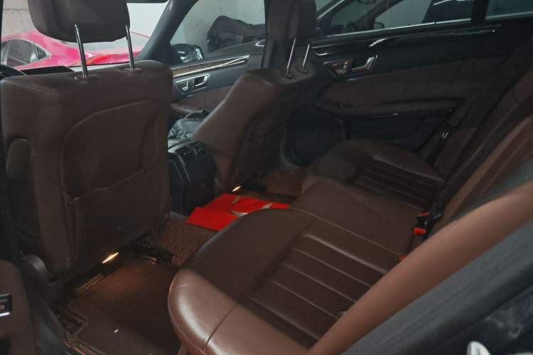 Used Mercedes-Benz E-Class 2014 E 260 L Luxury Model Left Rear Seat