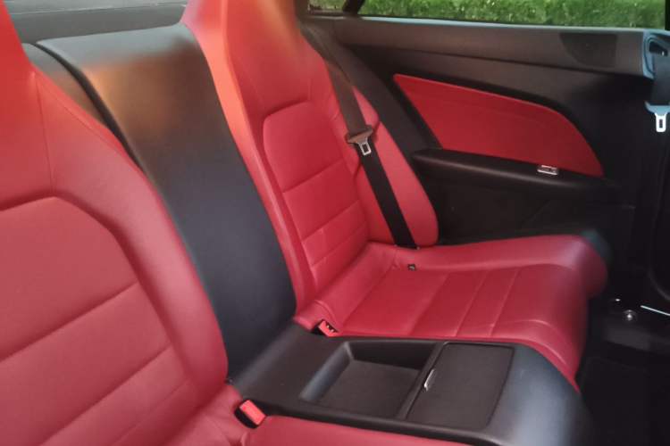 Used Mercedes-Benz E-Class 2014 E 200 Coupe Left Rear Seat