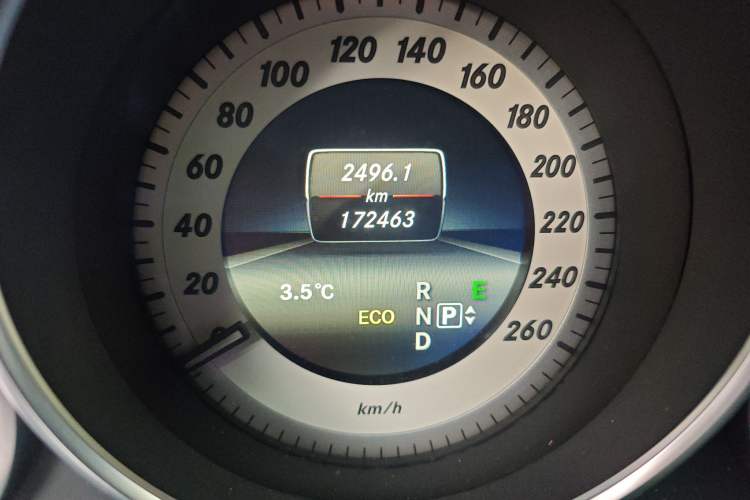 Used Mercedes-Benz E-Class 2014 Restyled E 260 L Sport Edition Odometer Close Up