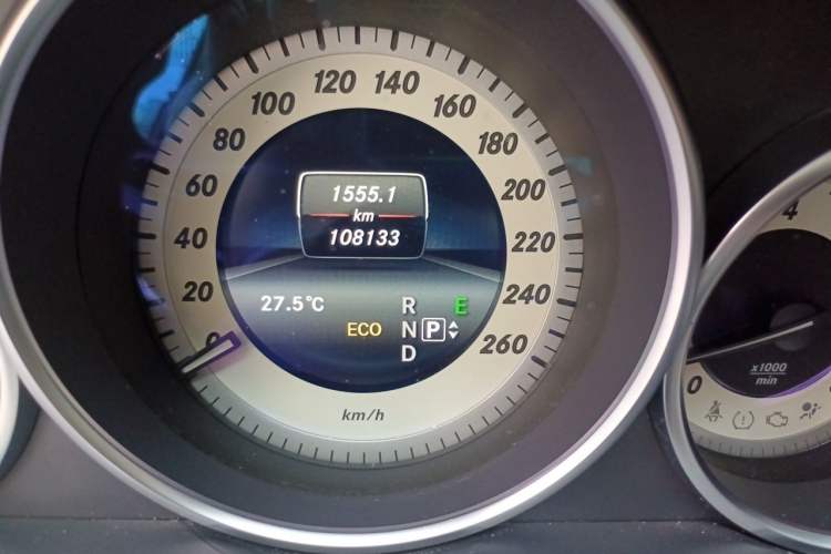 Used Mercedes-Benz E-Class 2014 E 200 Coupe Odometer Close Up
