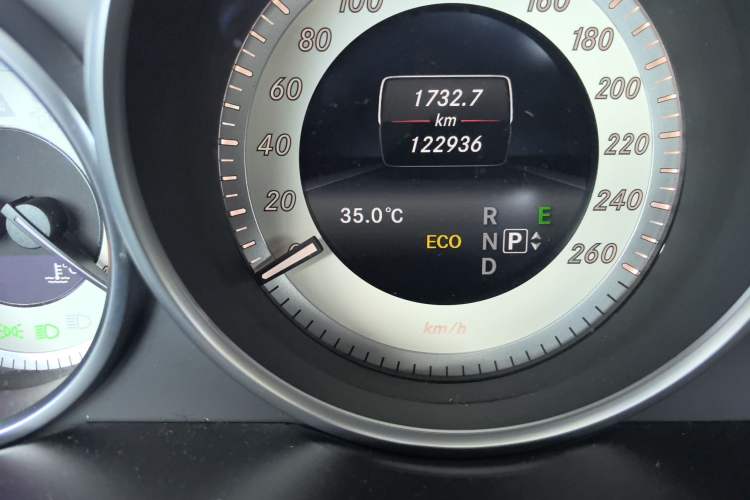 Used Mercedes-Benz E-Class 2014 E 200 Coupe Odometer Close Up