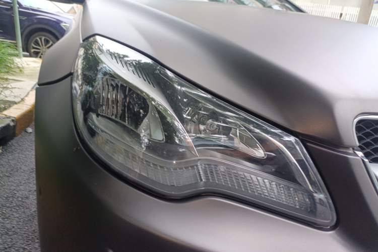 Used Mercedes-Benz E-Class 2014 E 200 Coupe Right Front Headlight