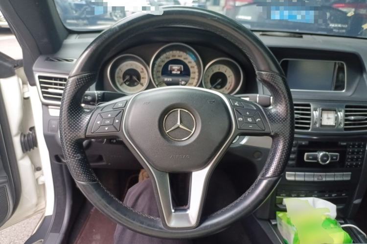 Used Mercedes-Benz E-Class 2014 E 200 Coupe Steering Wheel