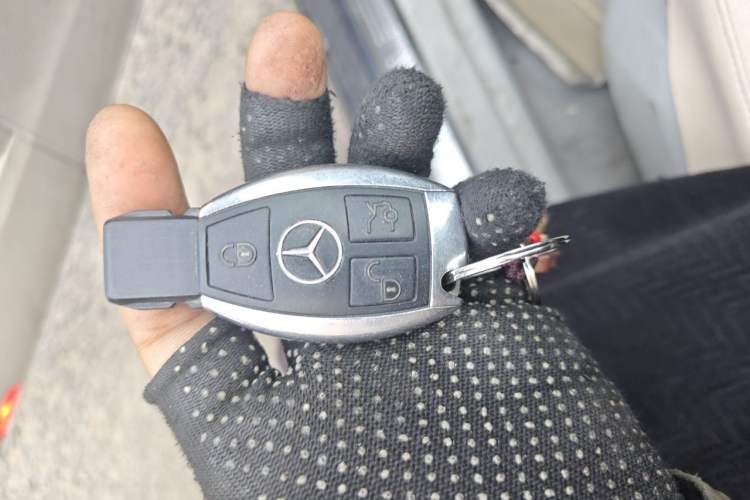 Used Mercedes-Benz E-Class 2014 E 260 L Sport Edition Vehicle Key