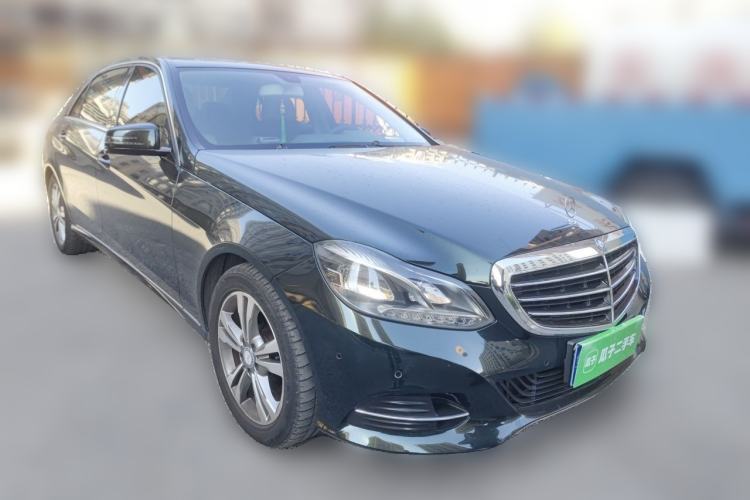Used Mercedes-Benz E-Class 2014 E 260 L Sport Edition Front Right 45 Deg