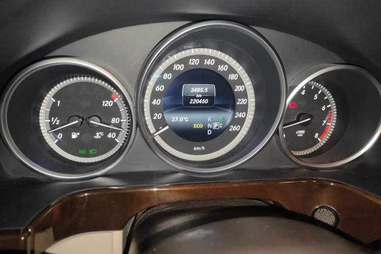 Used Mercedes-Benz E-Class 2014 E 260 L Luxury Model Instrument Cluster