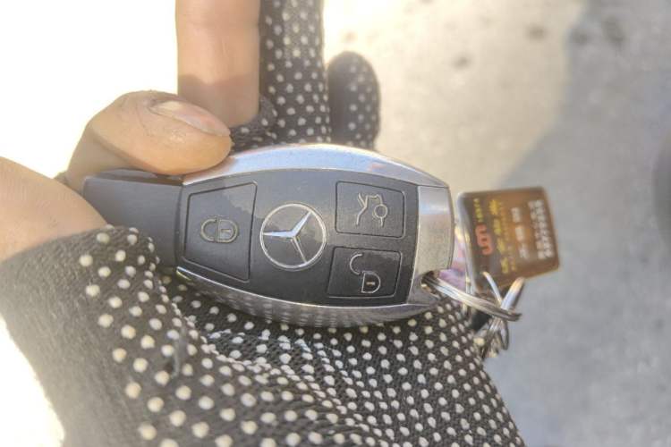Used Mercedes-Benz E-Class 2014 E 260 L Sport Edition Vehicle Key