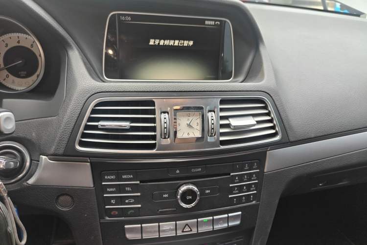 Used Mercedes-Benz E-Class 2014 E 200 Coupe Audio And AC Panel