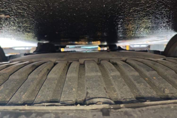 Used Mercedes-Benz E-Class 2014 E 260 L Sport Edition Chassis Front