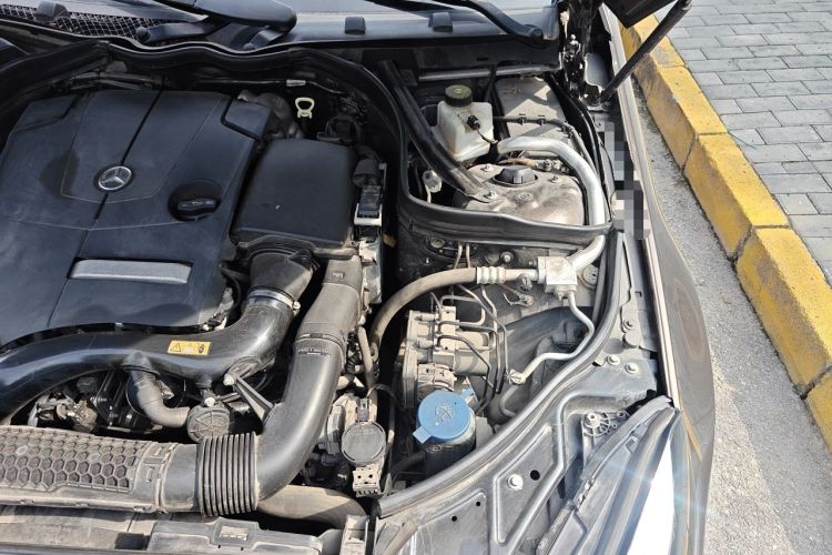 Used Mercedes-Benz E-Class 2014 E 200 Coupe Engine Bay Left