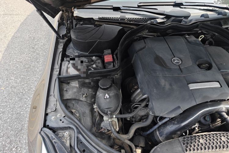 Used Mercedes-Benz E-Class 2014 E 200 Coupe Engine Bay Right