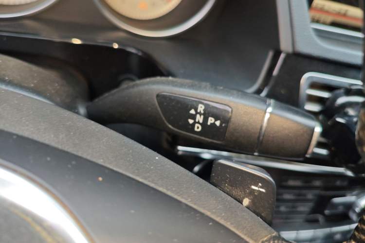 Used Mercedes-Benz E-Class 2014 E 260 L Sport Edition Gear Lever