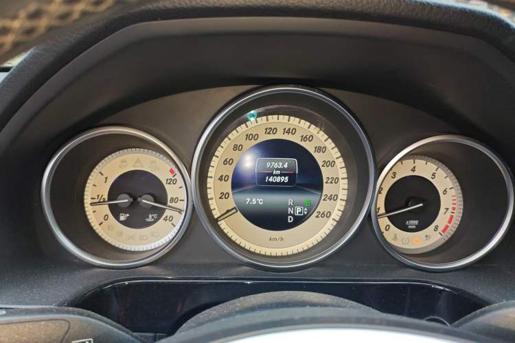 Used Mercedes-Benz E-Class 2014 E 260 L Sport Edition Instrument Cluster