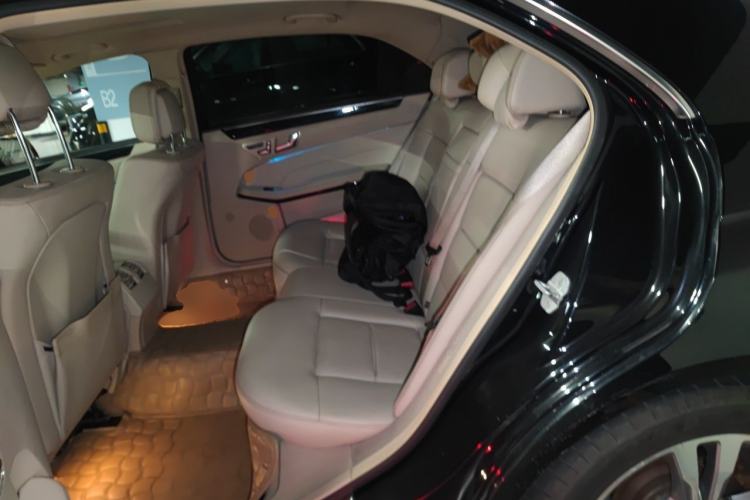 Used Mercedes-Benz E-Class 2014 E 260 L Sport Edition Left Rear Seat