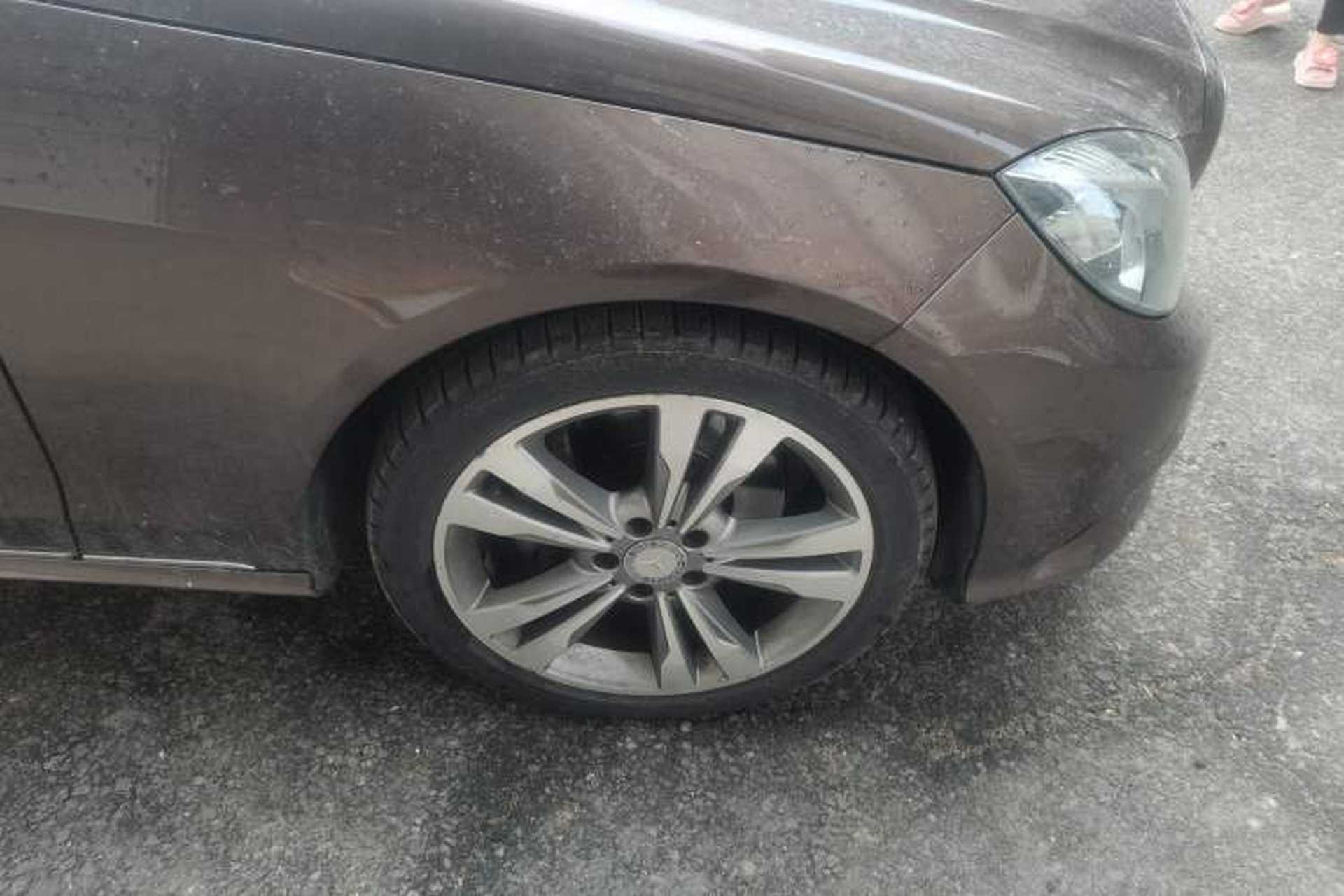 Used Mercedes-Benz E-Class 2014 Restyled E 260 L Sport Edition Right Front Wheel Hub