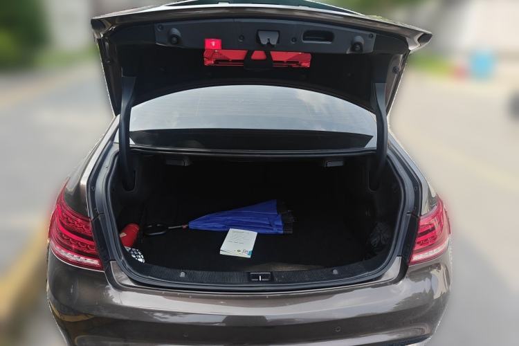 Used Mercedes-Benz E-Class 2014 E 200 Coupe Trunk