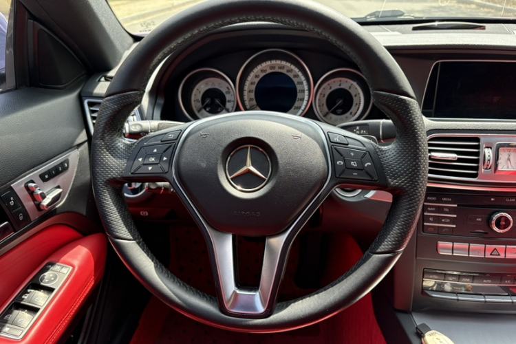 Used Mercedes-Benz E-Class 2014 E 260 Coupe Steering Wheel