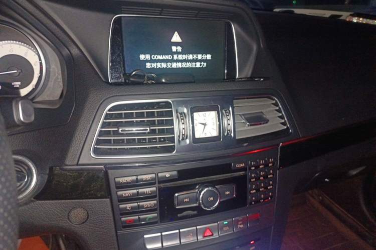 Used Mercedes-Benz E-Class 2014 E 260 Coupe Audio And AC Panel