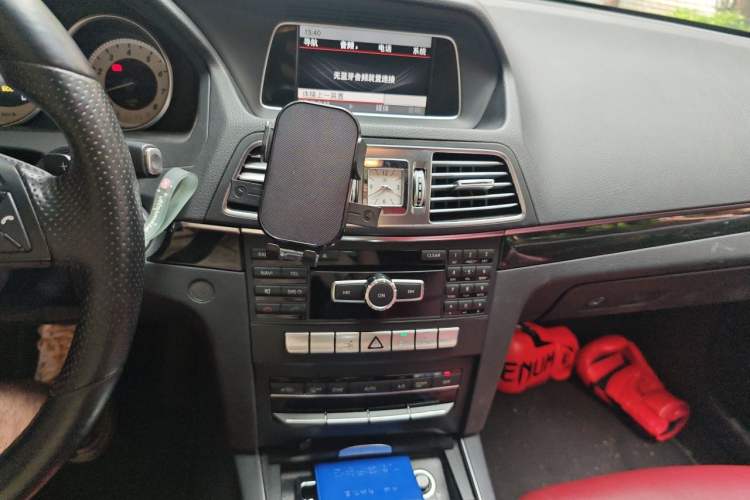 Used Mercedes-Benz E-Class 2014 E 200 Coupe Audio And AC Panel