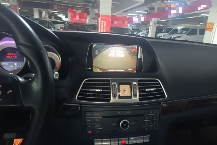 Used Mercedes-Benz E-Class 2014 E 200 Coupe Audio And AC Panel