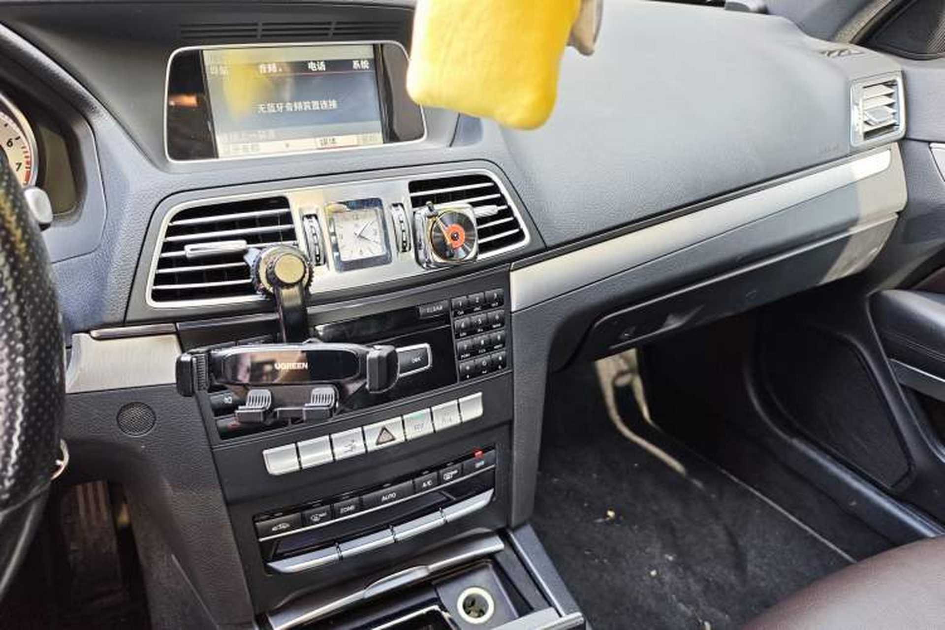 Used Mercedes-Benz E-Class 2014 E 200 Coupe Audio And AC Panel