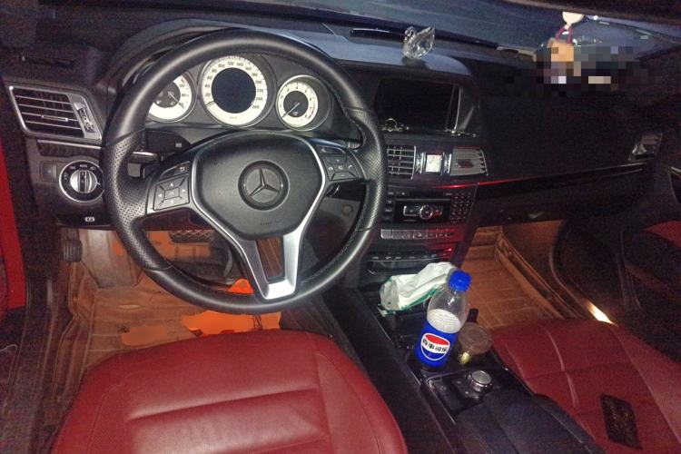 Used Mercedes-Benz E-Class 2014 E 260 Coupe Center Console