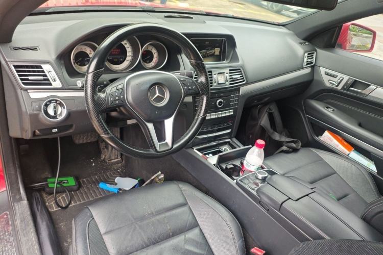Used Mercedes-Benz E-Class 2014 E 260 Coupe Center Console