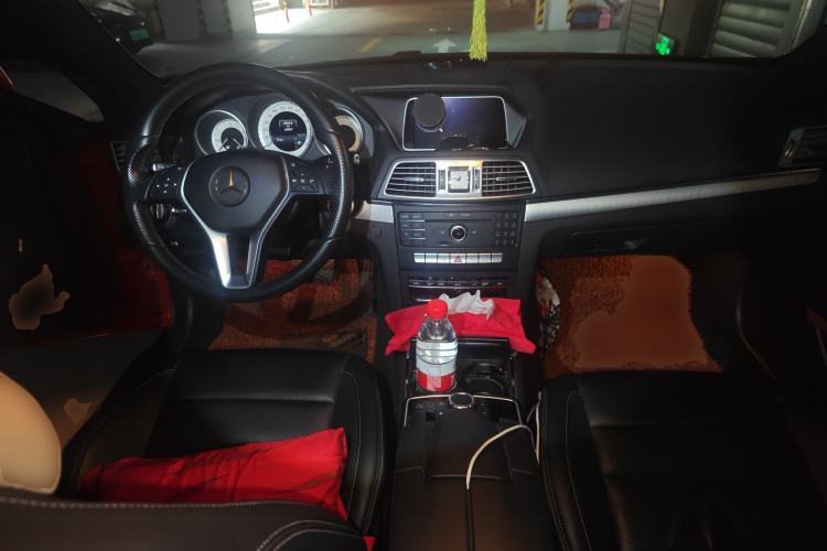 Used Mercedes-Benz E-Class 2014 E 260 Coupe Center Console