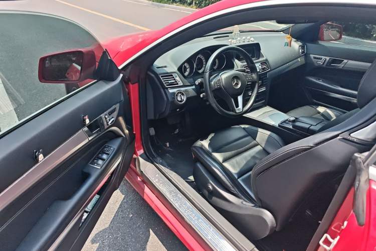 Used Mercedes-Benz E-Class 2014 E 200 Coupe Driver Seat