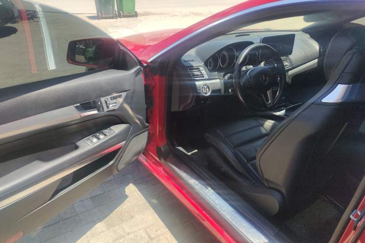 Used Mercedes-Benz E-Class 2014 E 200 Coupe Driver Seat
