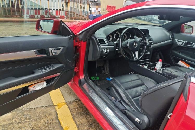 Used Mercedes-Benz E-Class 2014 E 260 Coupe Driver Seat