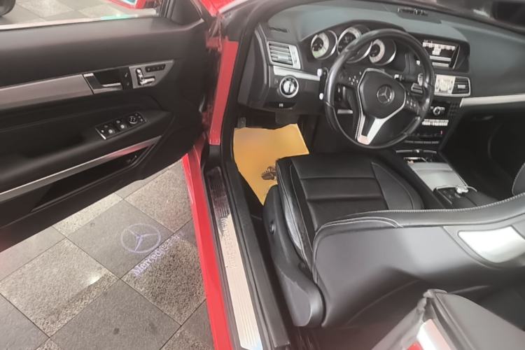 Used Mercedes-Benz E-Class 2014 E 260 Convertible Coupe Driver Seat