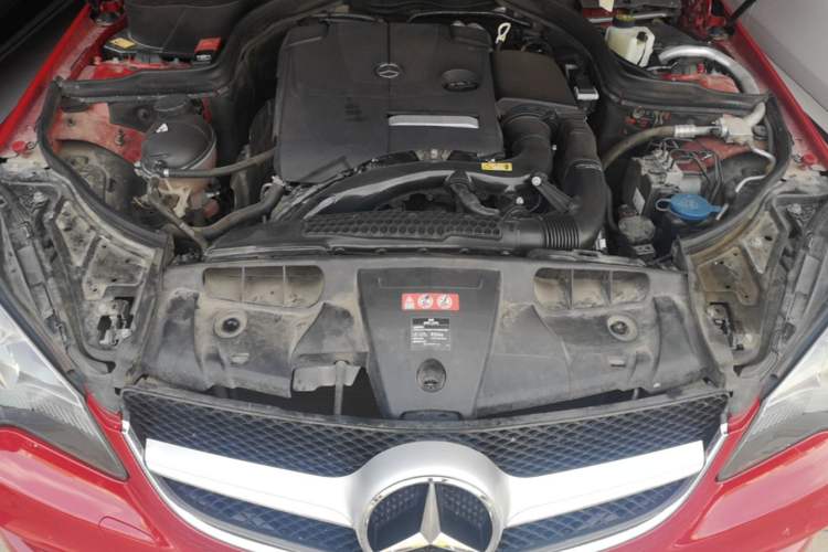 Used Mercedes-Benz E-Class 2014 E 200 Coupe Engine Bay