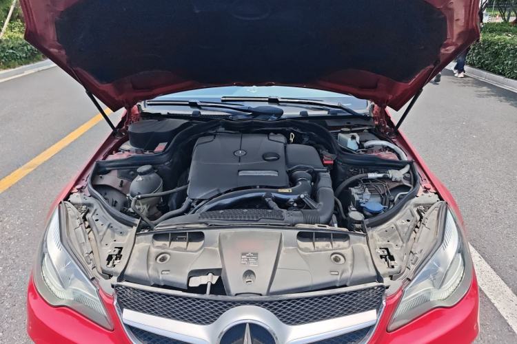 Used Mercedes-Benz E-Class 2014 E 200 Coupe Engine Bay