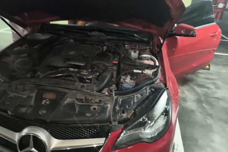 Used Mercedes-Benz E-Class 2014 E 200 Coupe Engine Bay Left