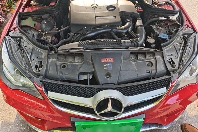 Used Mercedes-Benz E-Class 2014 E 200 Coupe Engine Bay