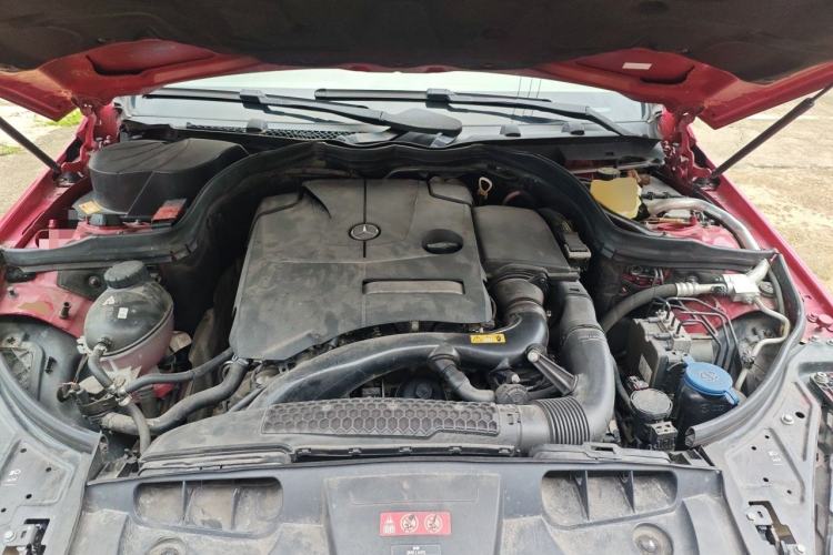 Used Mercedes-Benz E-Class 2014 E 260 Coupe Engine Bay