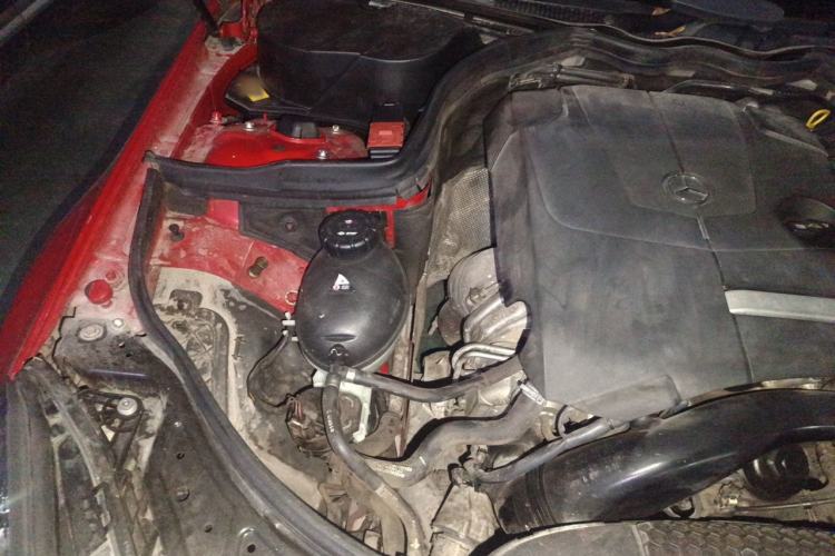 Used Mercedes-Benz E-Class 2014 E 260 Coupe Engine Bay Right
